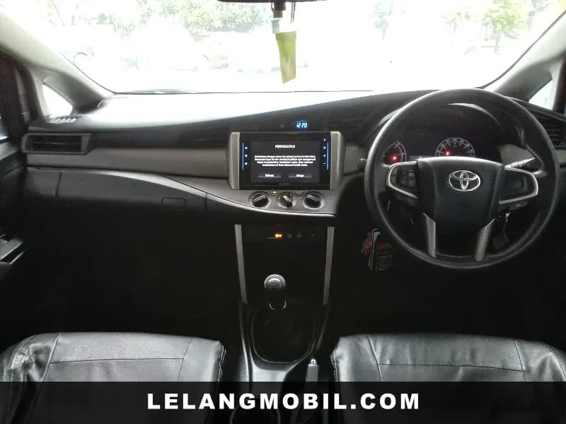 TOYOTA INNOVA - View 5