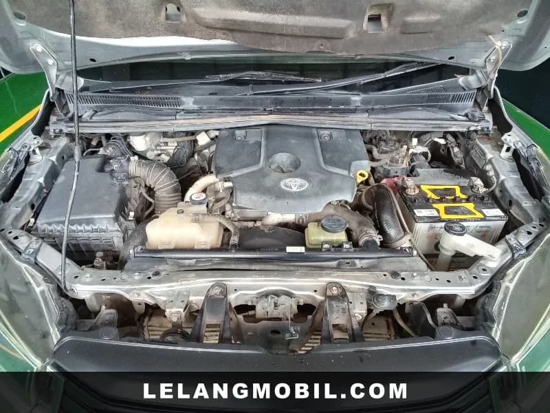 TOYOTA INNOVA - View 6