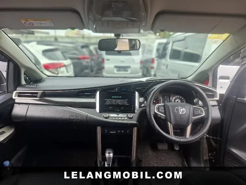 TOYOTA INNOVA - View 5