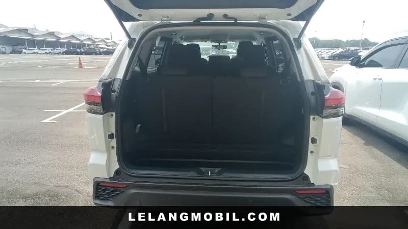 TOYOTA INNOVAZENIX - View 11