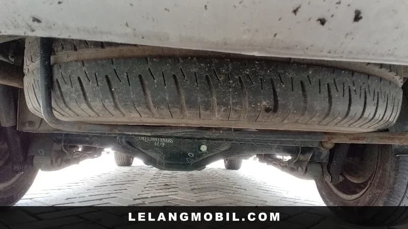 WULING CONFERO - View 13