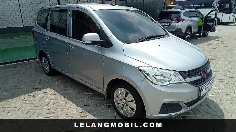 WULING CONFERO - View 2