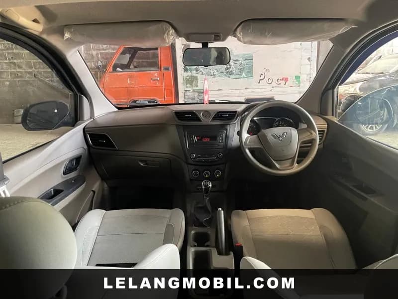 WULING CONFERO - View 5